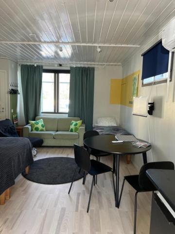 Asuntohotelli Kaivo Naantali Esterno foto